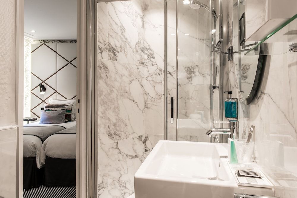 Hôtel Jardin le Bréa Classic Twin Room 10