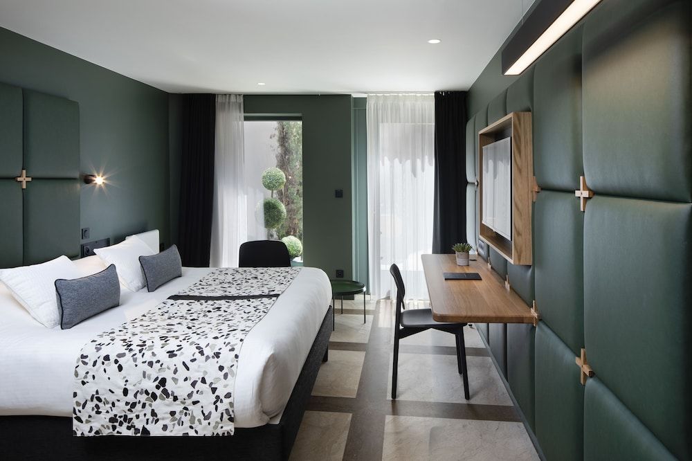 Hôtel Le Colombier Deluxe Room 8