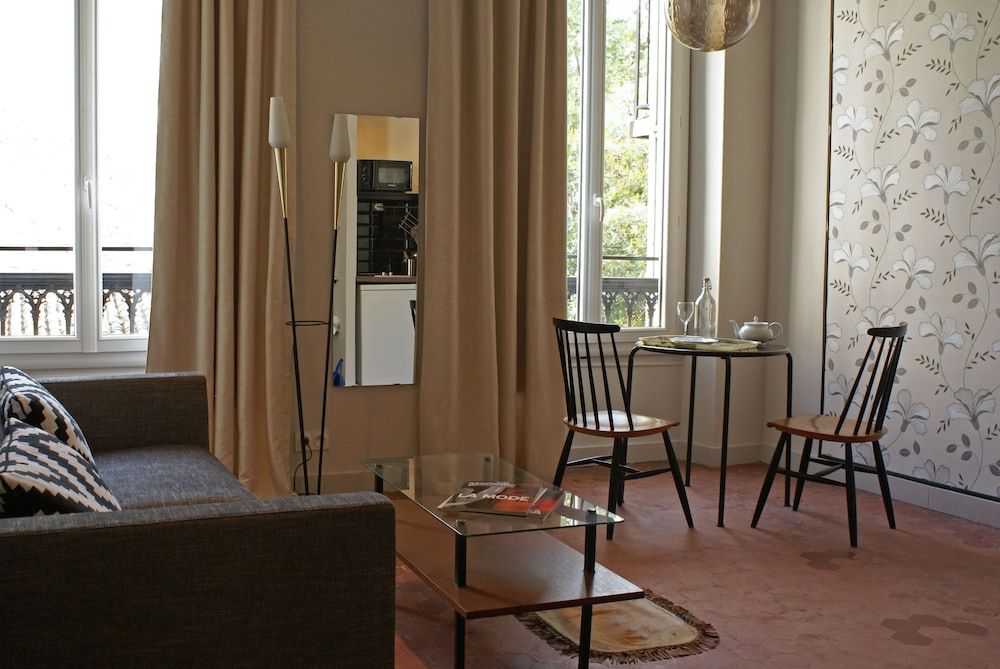 Decoh Studio Dragon STUDIO (2 Adults + 1 child) 5