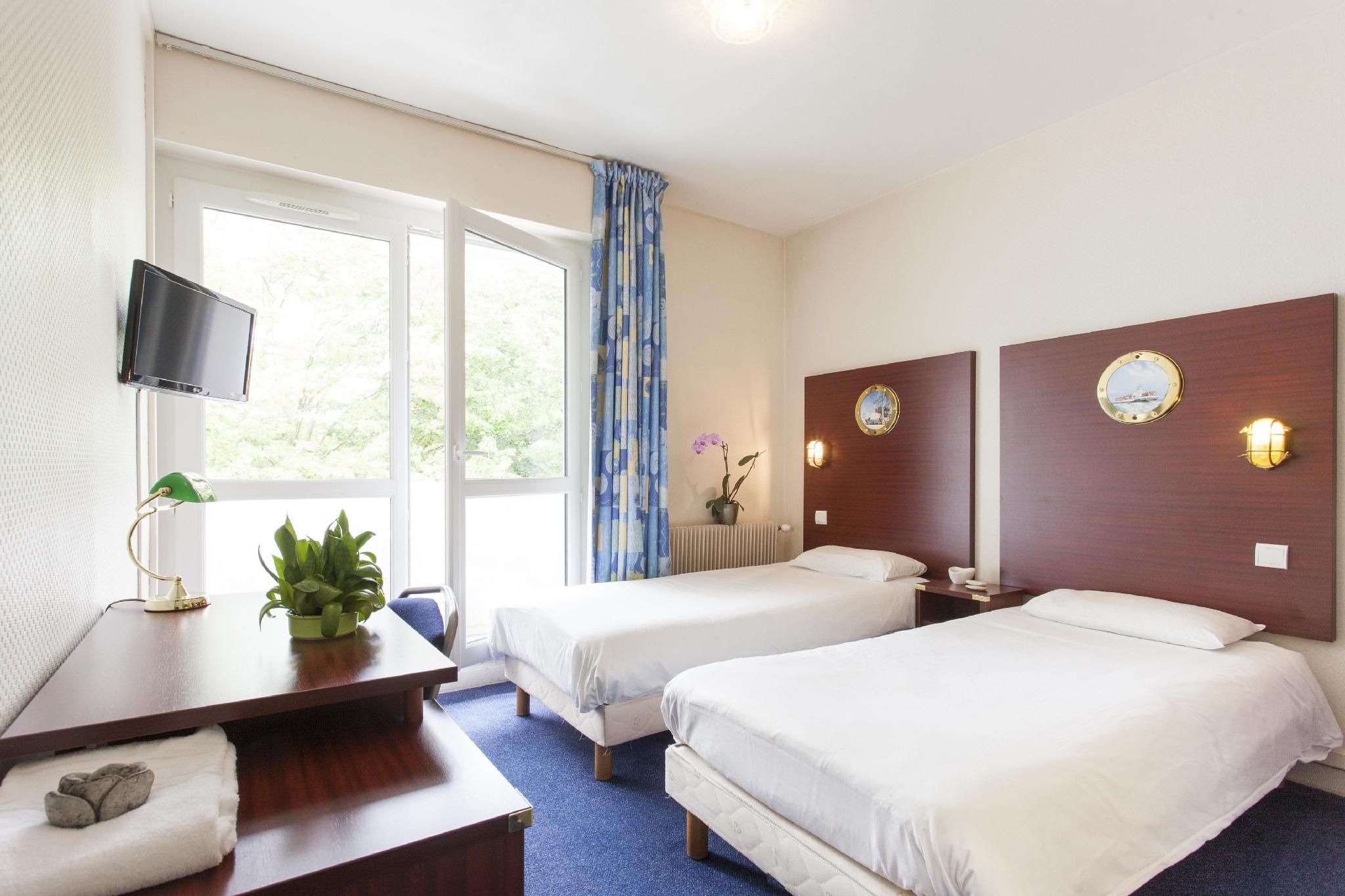 Comfort Twin Room
