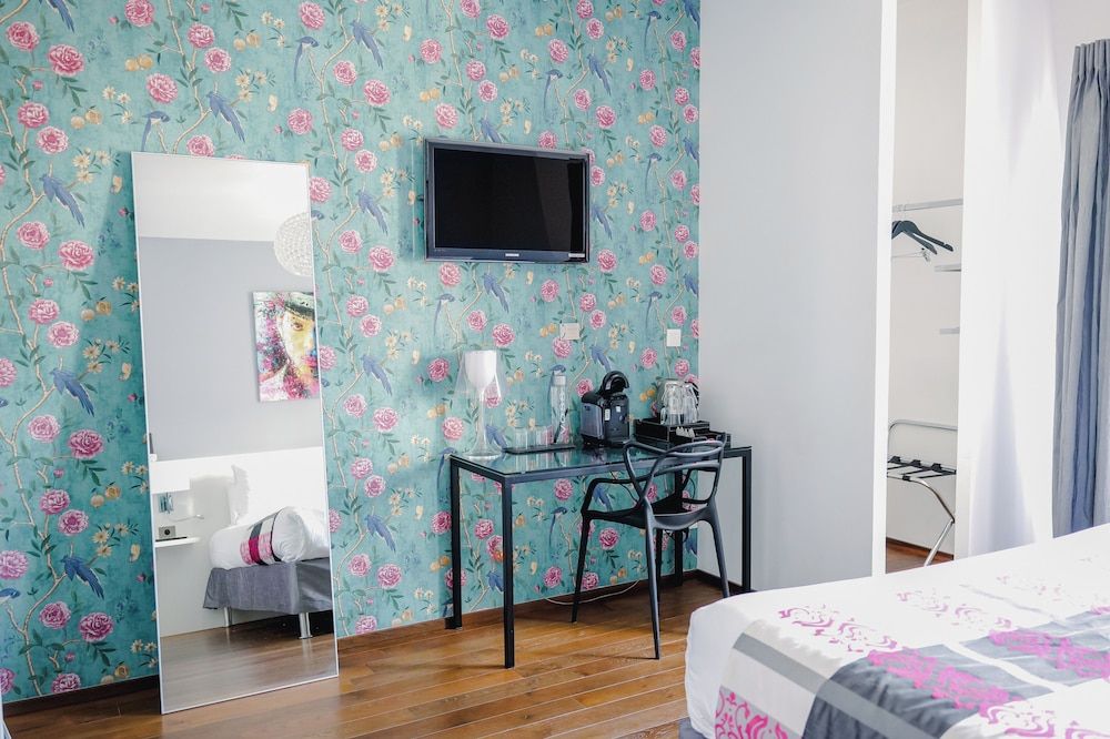 Hôtel Le Manoir Double or Twin Room (Prestige) 5