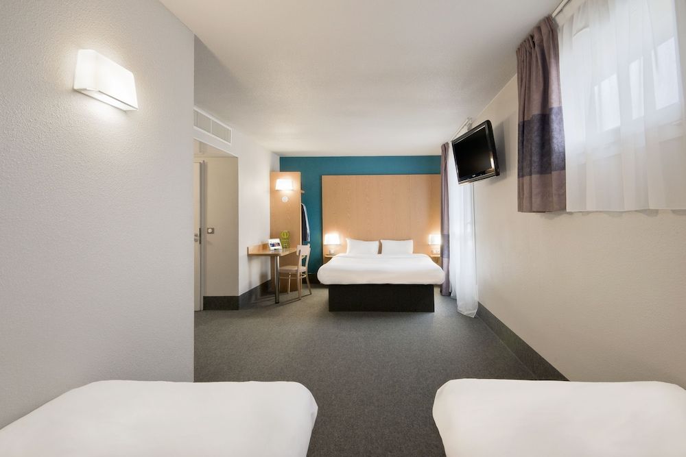 B&B HOTEL Grenoble Centre Alpexpo Standard Quadruple Room, Multiple Beds, Non Smoking