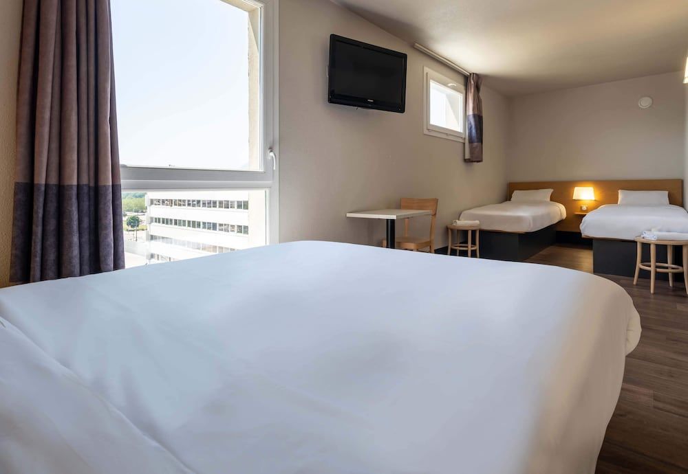B&B HOTEL Grenoble Centre Alpexpo