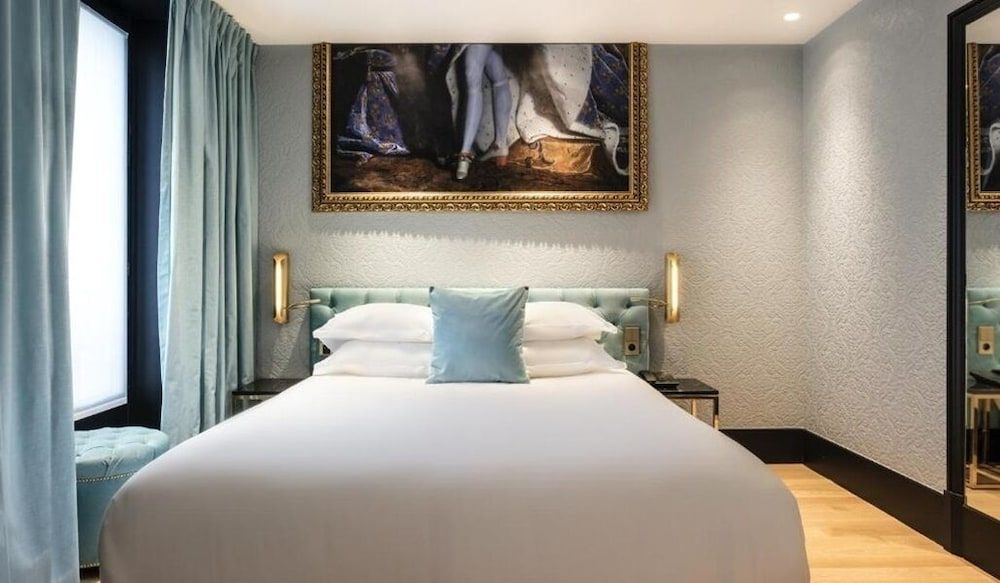 undefined Hôtel Eiffel Petit Louvre 6