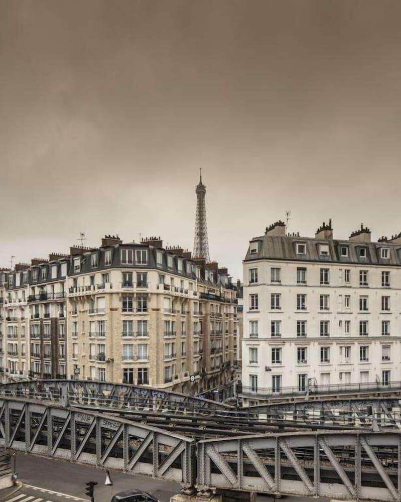 undefined Hôtel Eiffel Petit Louvre