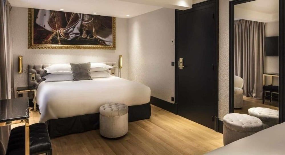 undefined Hôtel Eiffel Petit Louvre 3