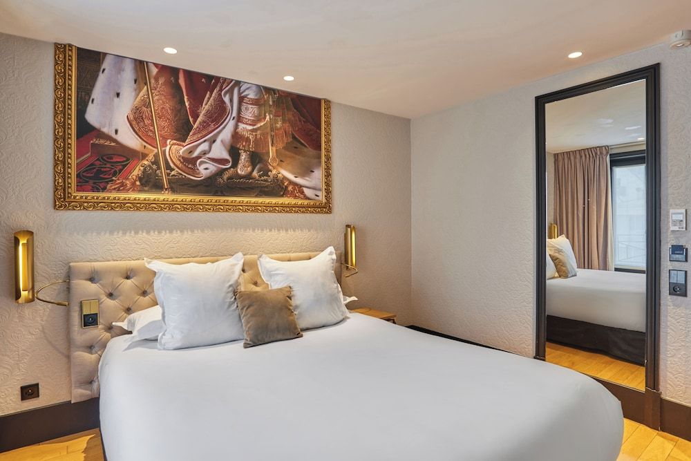 undefined Hôtel Eiffel Petit Louvre 4