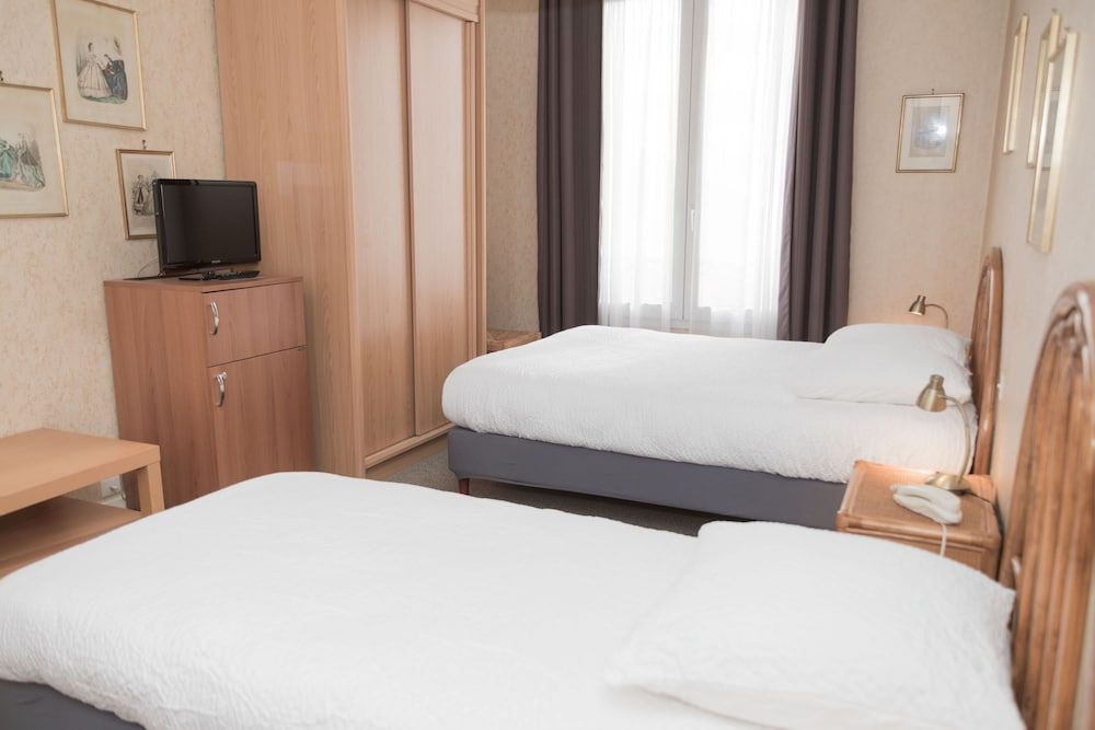 Basic Triple Room