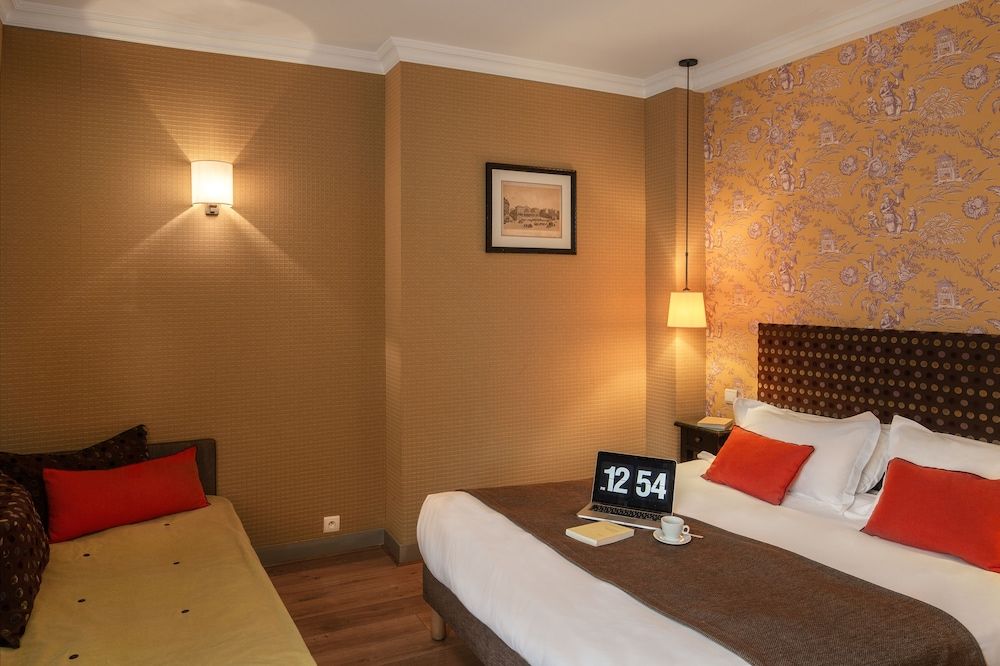 undefined Hôtel LOUISON 3