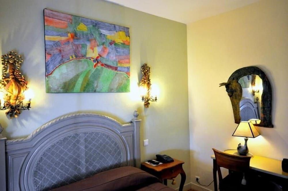 Hôtel des Bains Standard Double Room 8