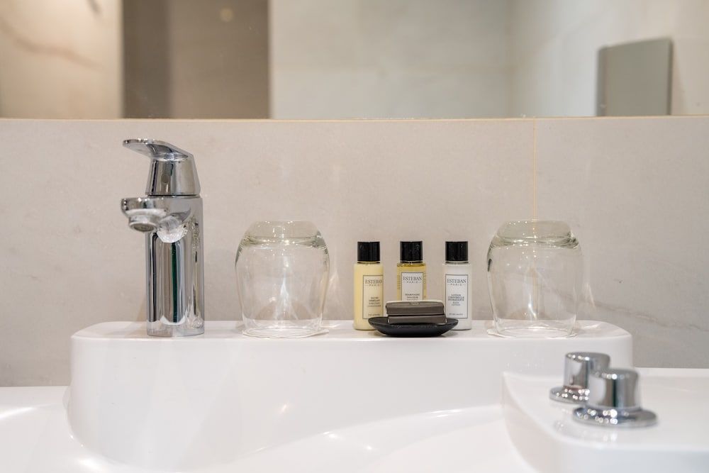 Hôtel de Fleurie - Saint-Germain-des-Prés Classic Double Room 9