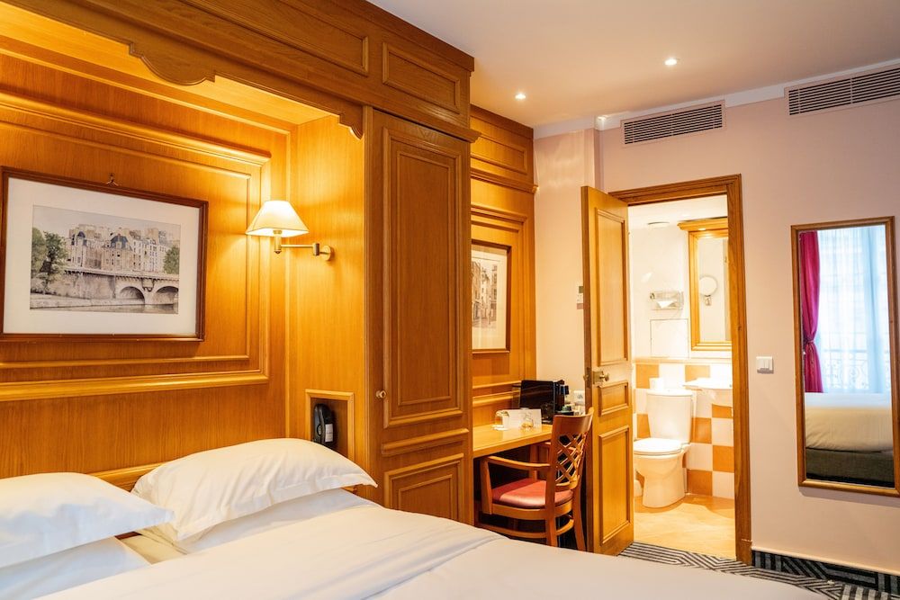 Hôtel de Fleurie - Saint-Germain-des-Prés Classic Double Room