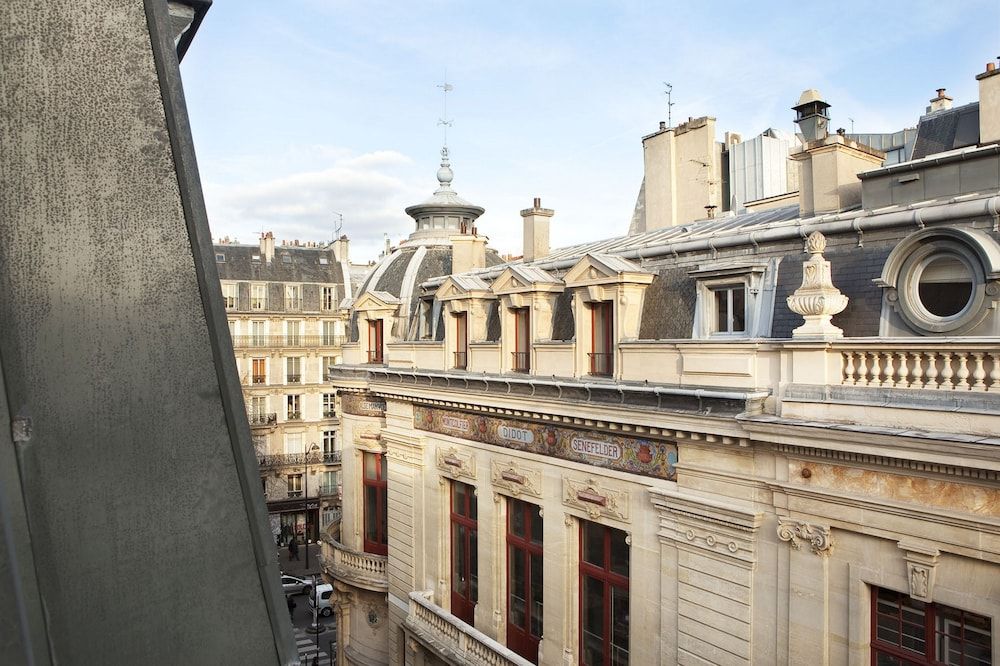 Hôtel de Fleurie - Saint-Germain-des-Prés Classic Double Room 8