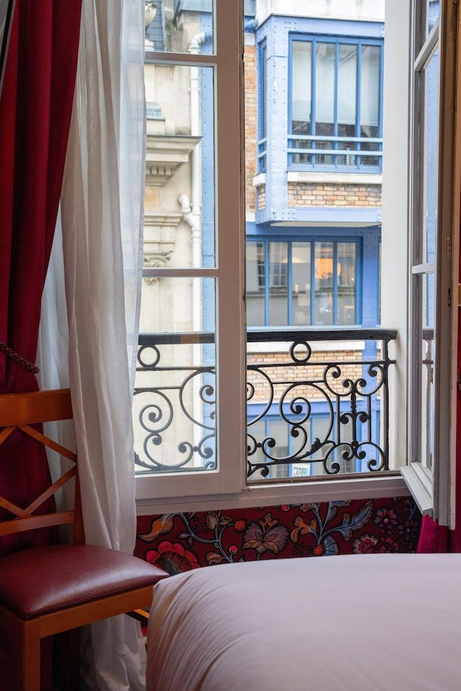 Hôtel de Fleurie - Saint-Germain-des-Prés Classic Double Room 6
