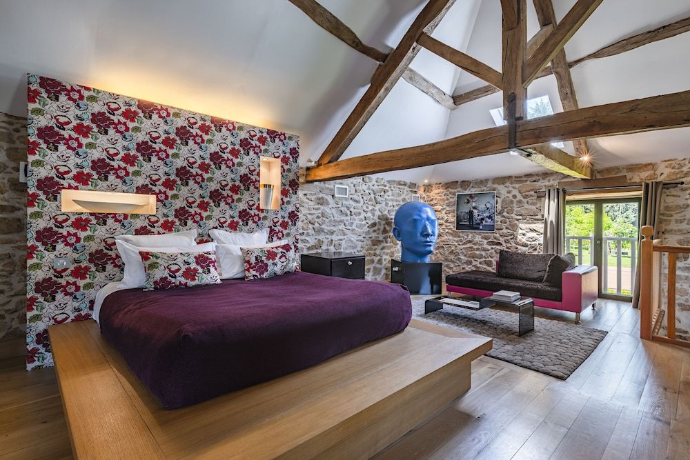 La Chapelle Saint - Martin Relais & Chateaux House 2