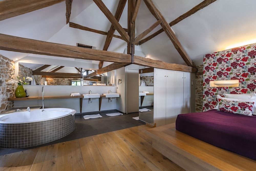 La Chapelle Saint - Martin Relais & Chateaux House 4