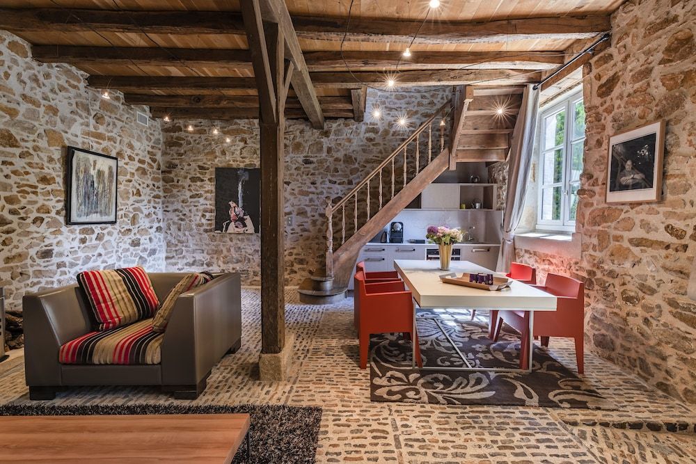 La Chapelle Saint - Martin Relais & Chateaux House