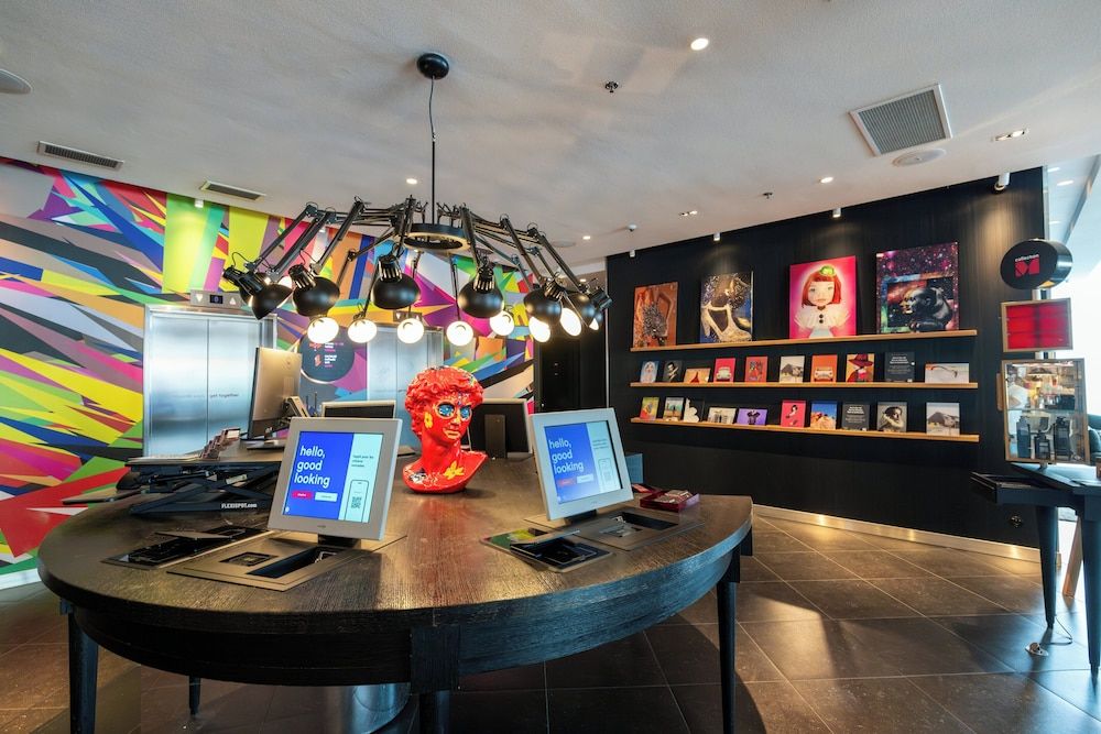 Check-in Check-out Kiosk