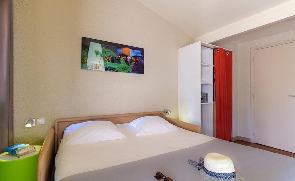 Standard Double Room Single Use, 1 Bedroom