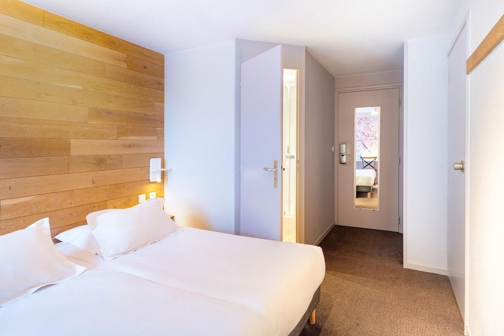 Sure Hotel by Best Western Rennes Chantepie Standard Room, 2 Twin Beds, Non Smoking 6