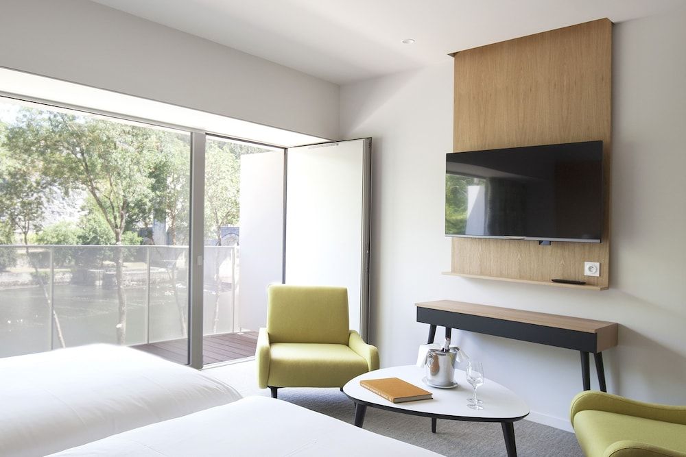 Best Western Plus Hotel Divona Cahors Superior Room, 1 King Bed, Non Smoking (Twin bed on request) 9