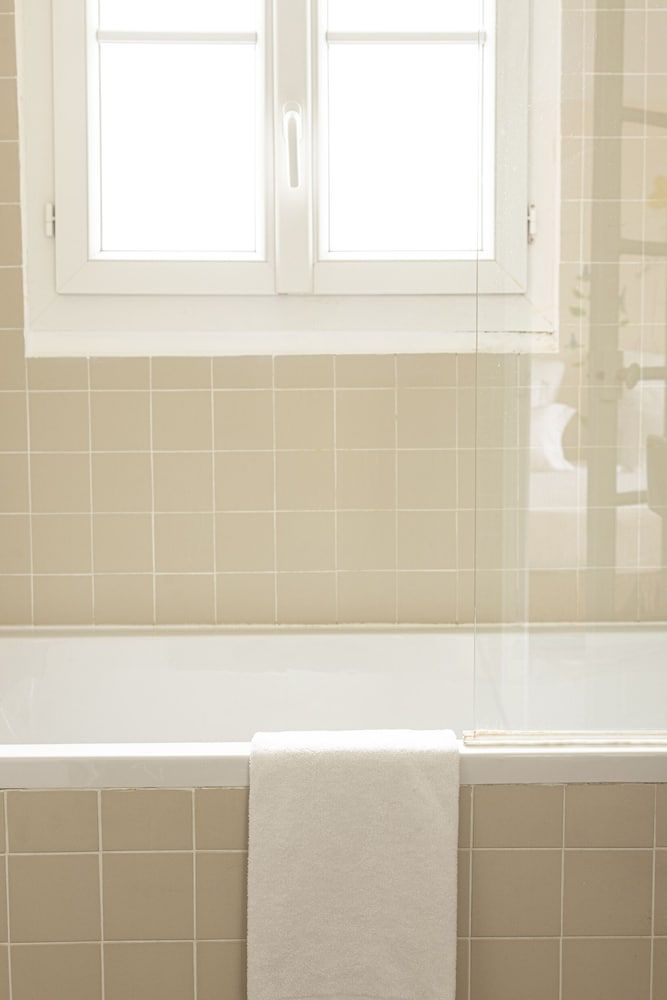 undefined Hôtel Arvor Saint Georges 9