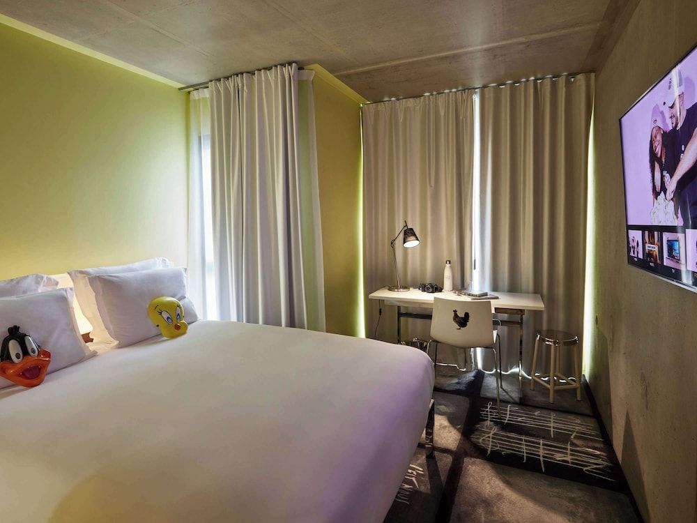Double Room, 1 Double Bed (Small Mama)