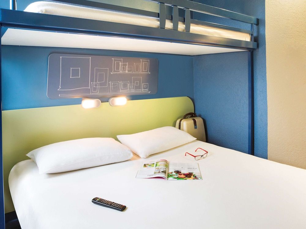 Triple Room, Multiple Beds