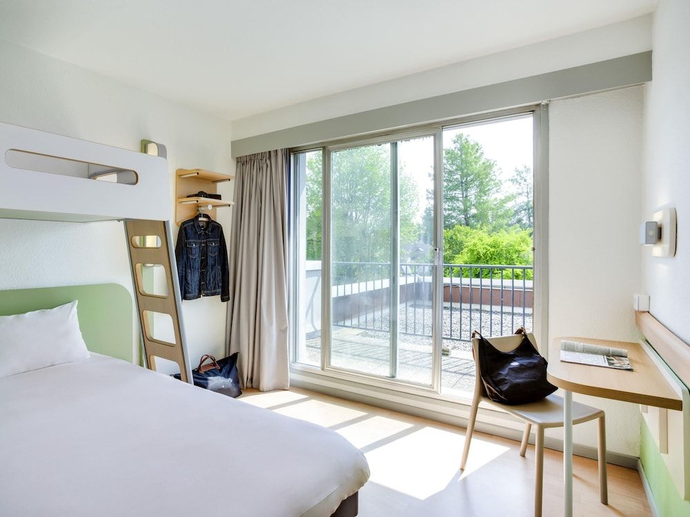 Triple Room, Multiple Beds