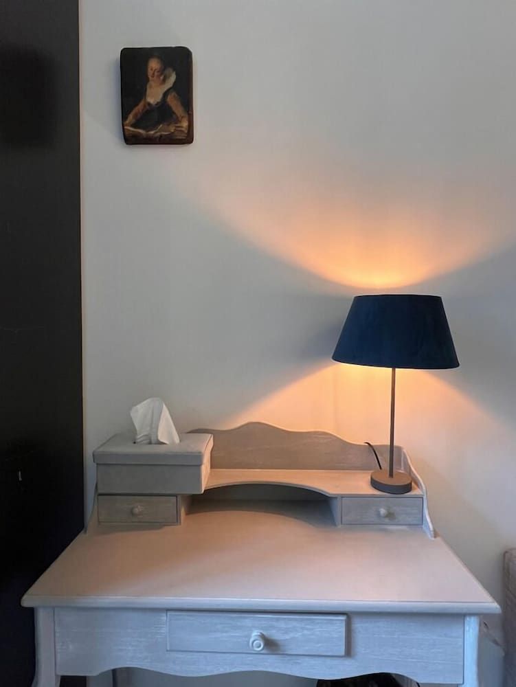 Château Des Ayes Deluxe Double Room 2