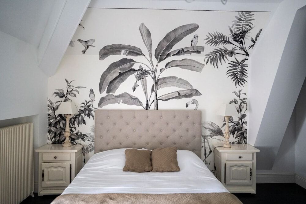 Château Des Ayes Family Suite