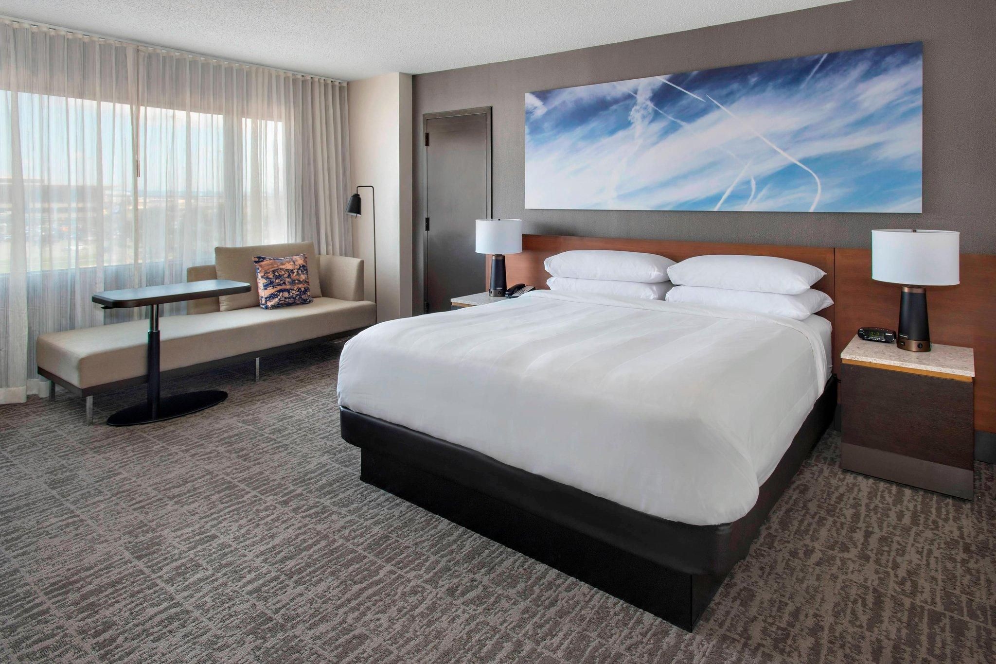 Guest Room, 1 King
