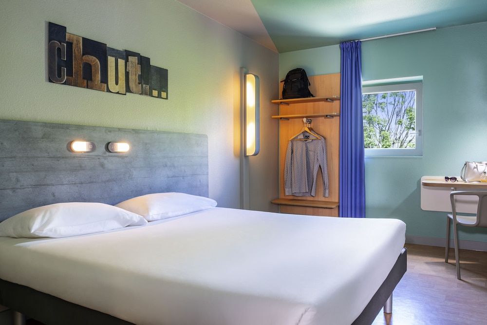 Adjoining Double Rooms
