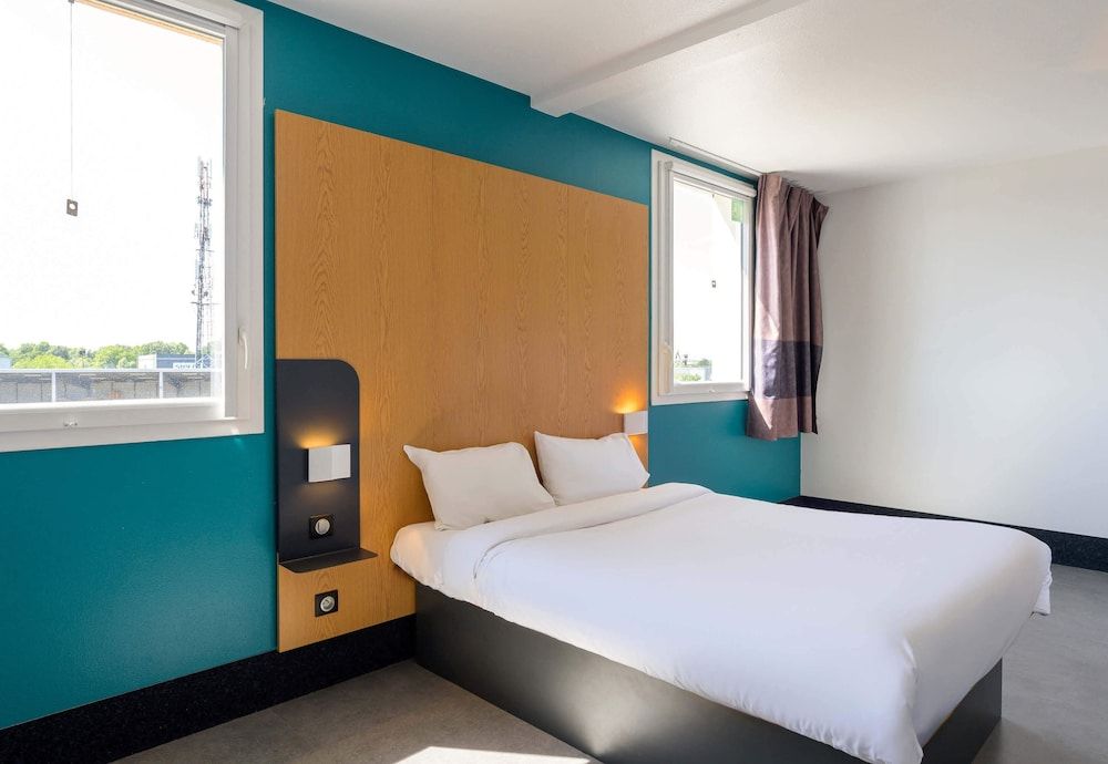 B&B HOTEL Lieusaint Carré Sénart Double Room, Accessible 3