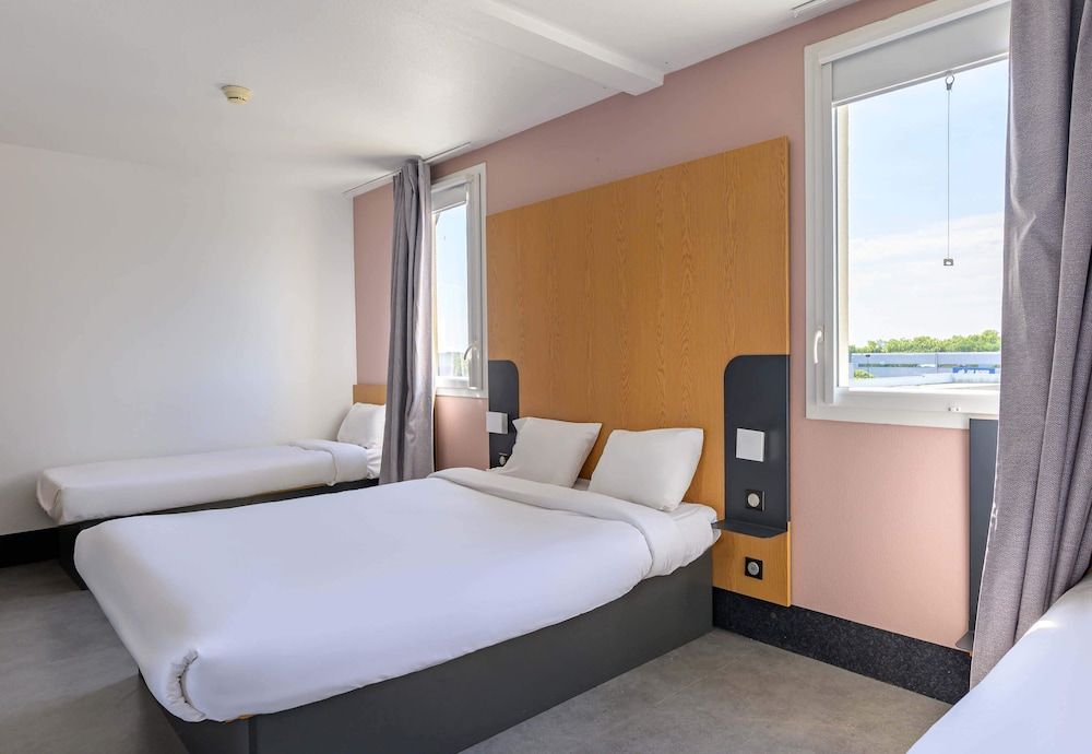 B&B HOTEL Lieusaint Carré Sénart