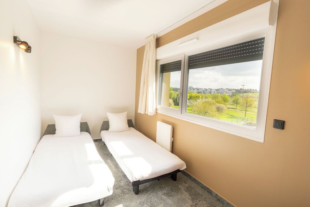 Hôtel Akena Reims Bezannes Family Room