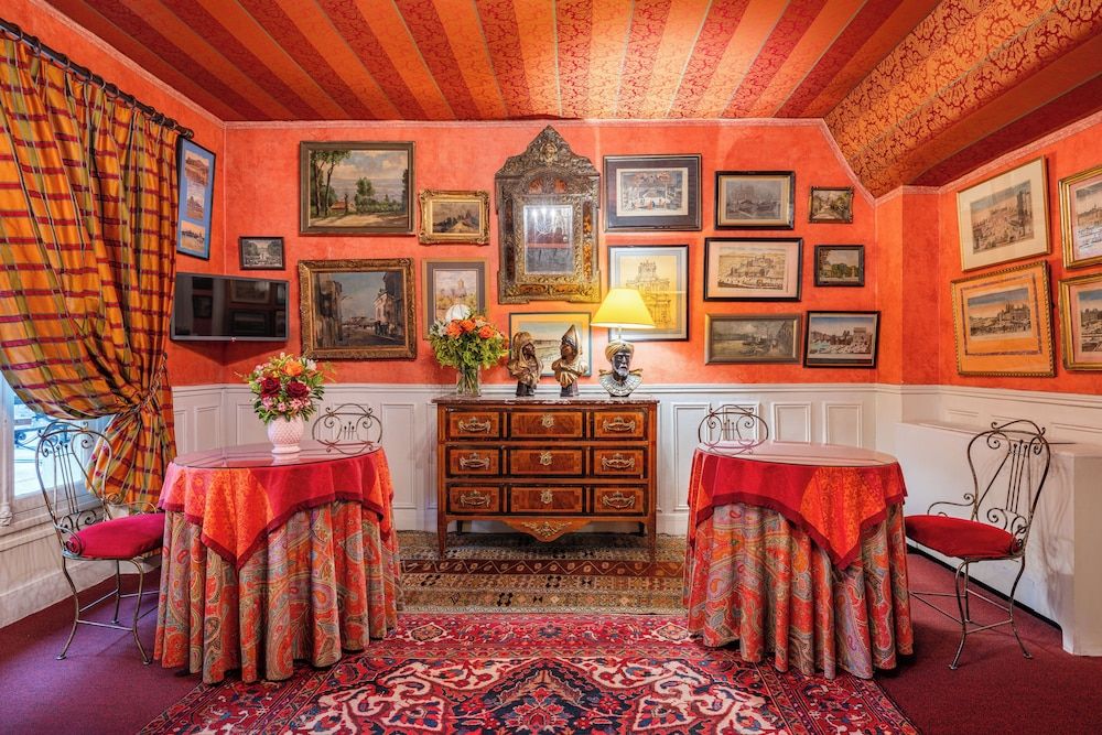 undefined Hotel De Nice 4