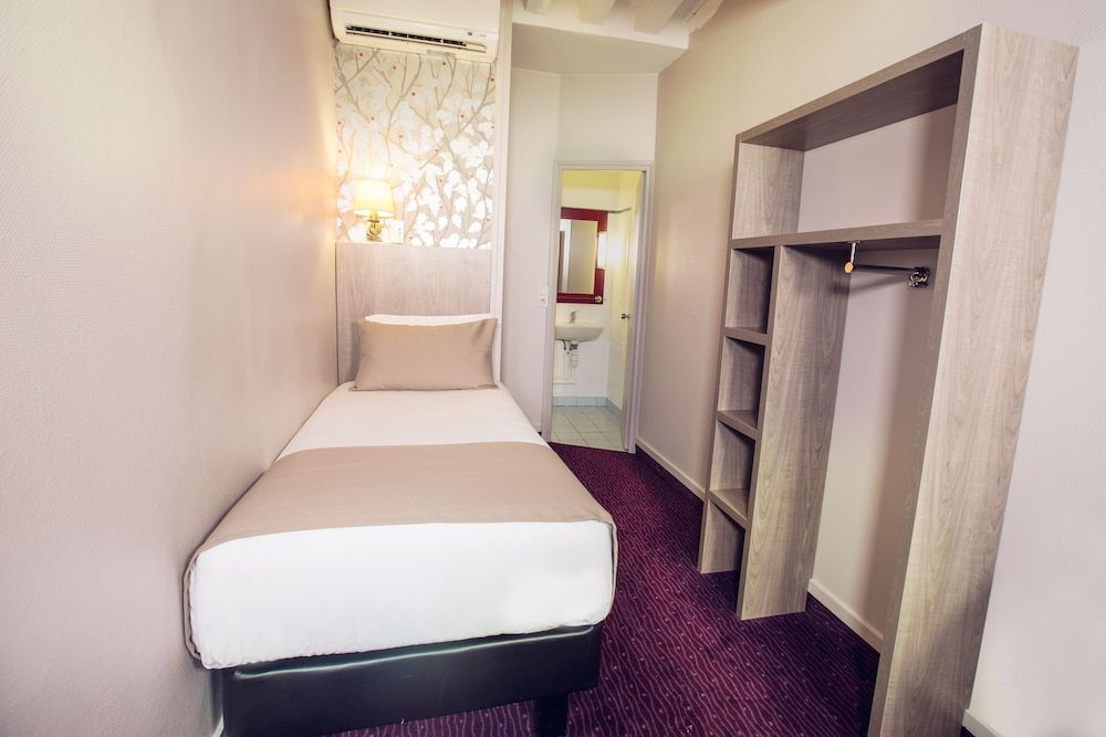 undefined Timhotel Le Louvre 4