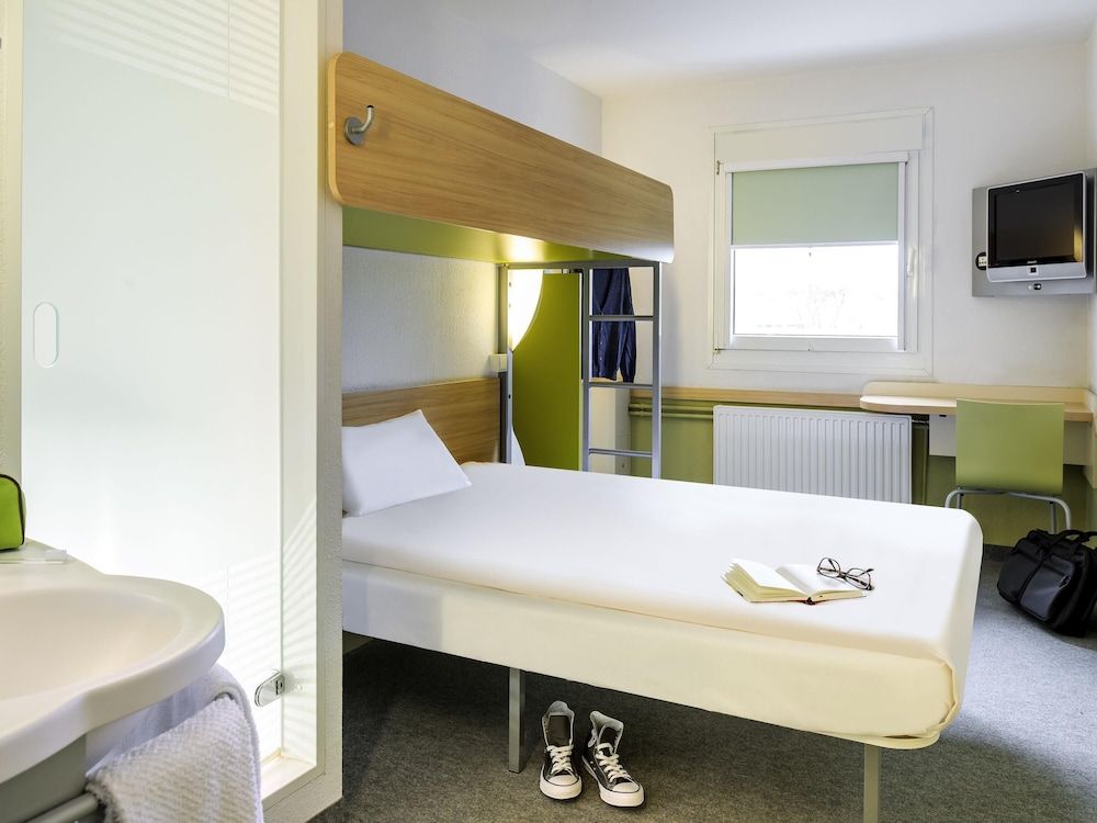 Triple Room, Multiple Beds