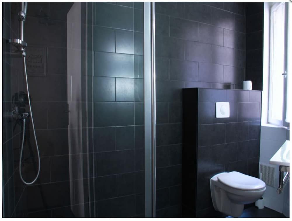 undefined Jeff Hotel Paris 10