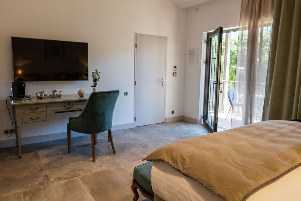 La Regalido Superior Double Room 8