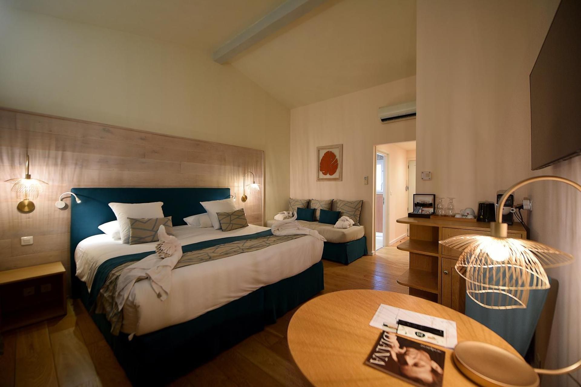 Double Room with Mountain View