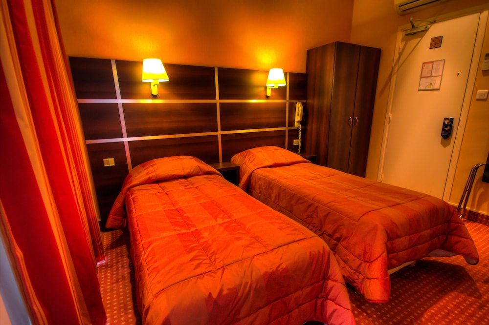 undefined Hôtel des Trois Gares 3