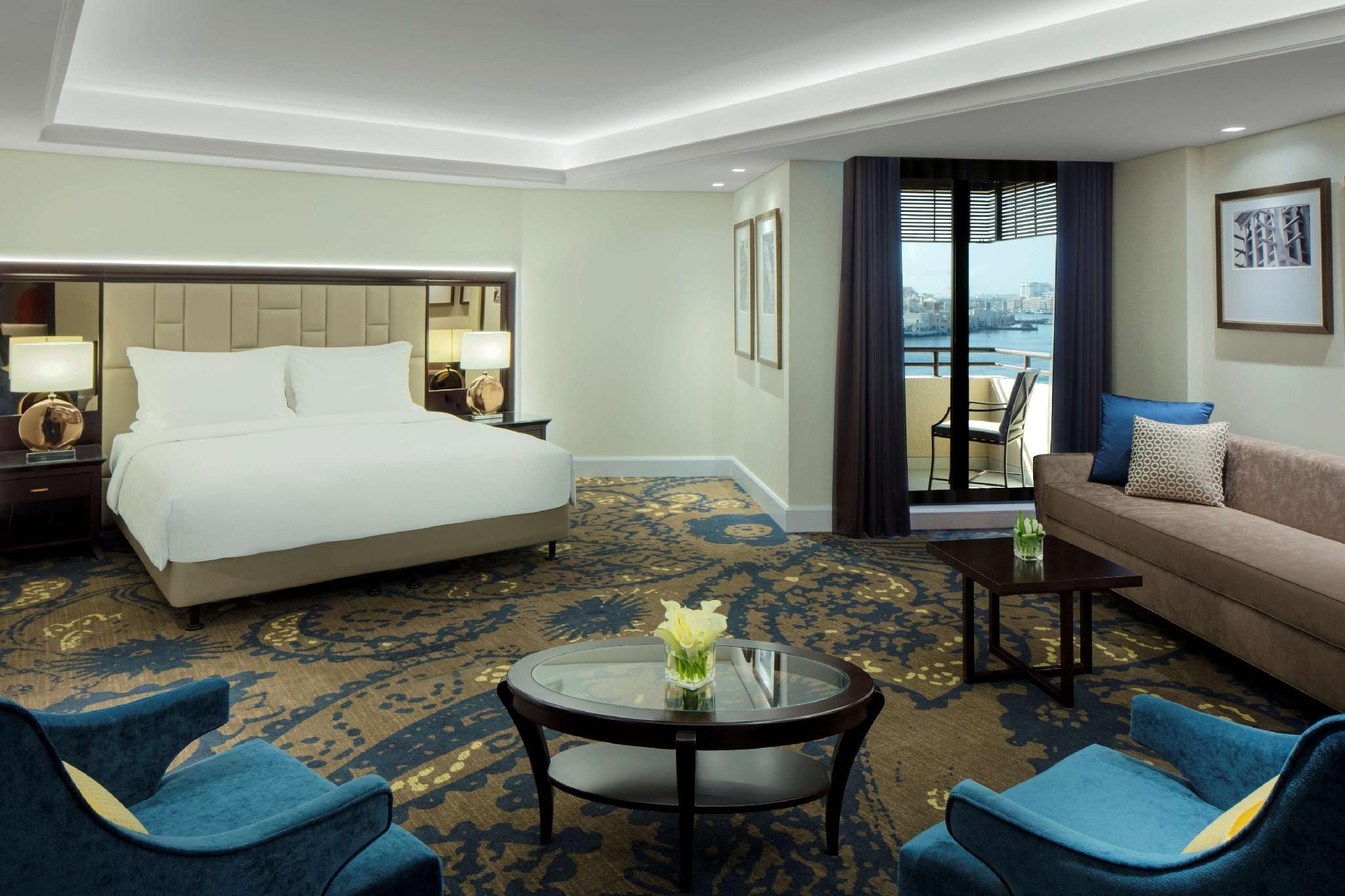 Junior Suite - Creek View & Lounge Access
