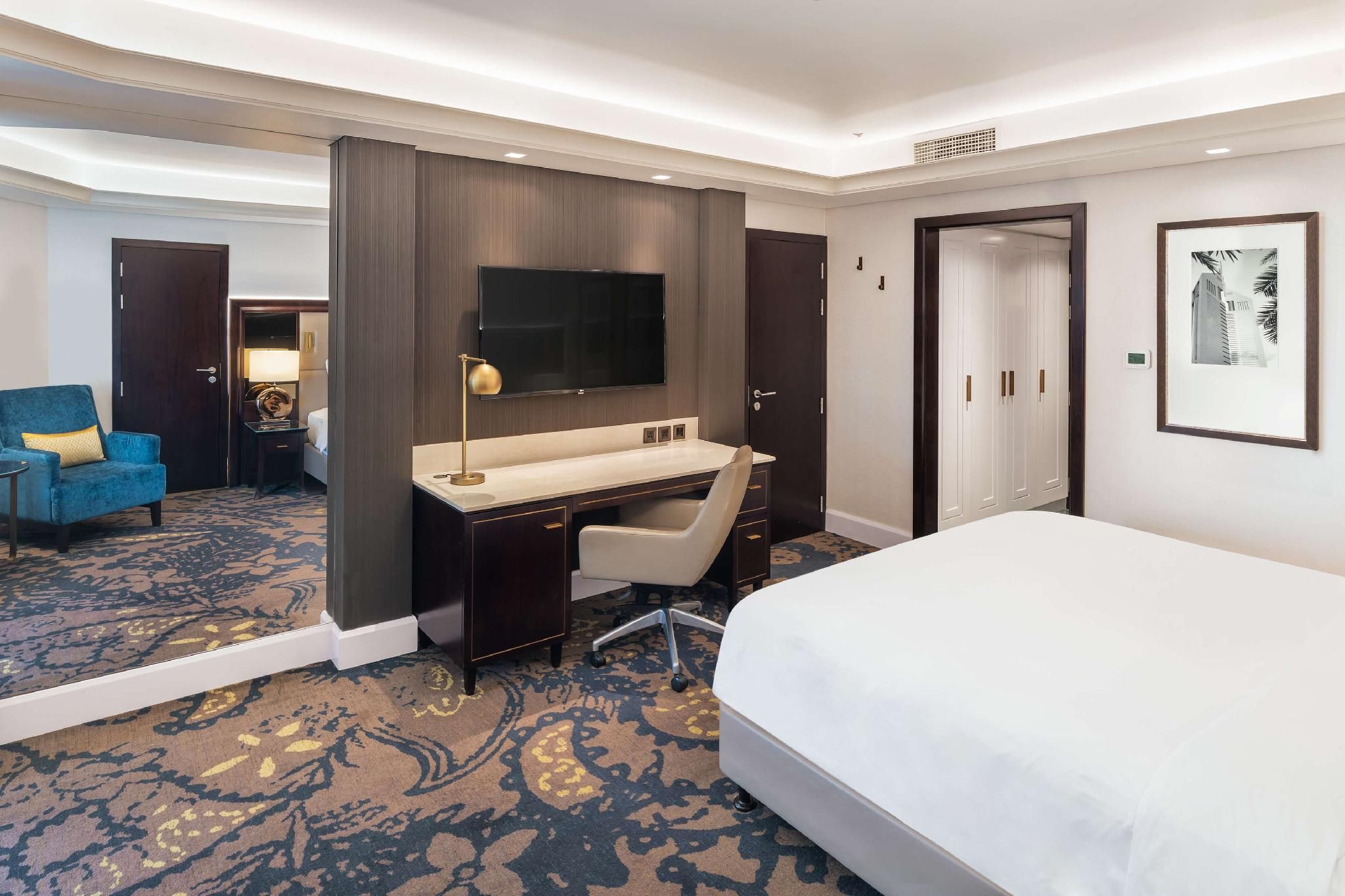 undefined Radisson Blu Hotel, Dubai Deira Creek 7