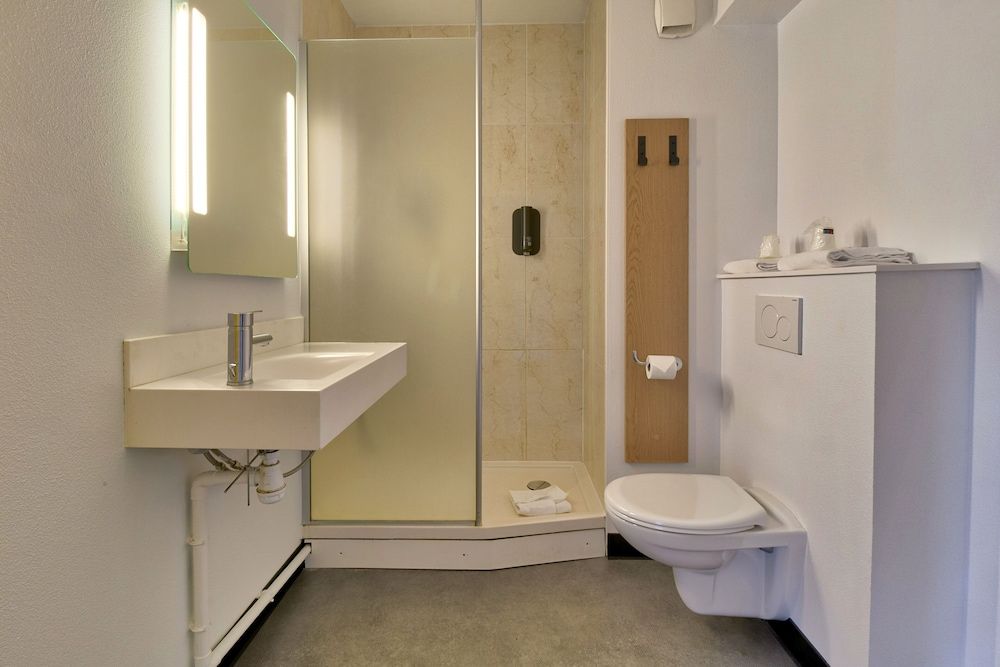 B&B HOTEL Bayonne Tarnos Twin Room, Non Smoking 4