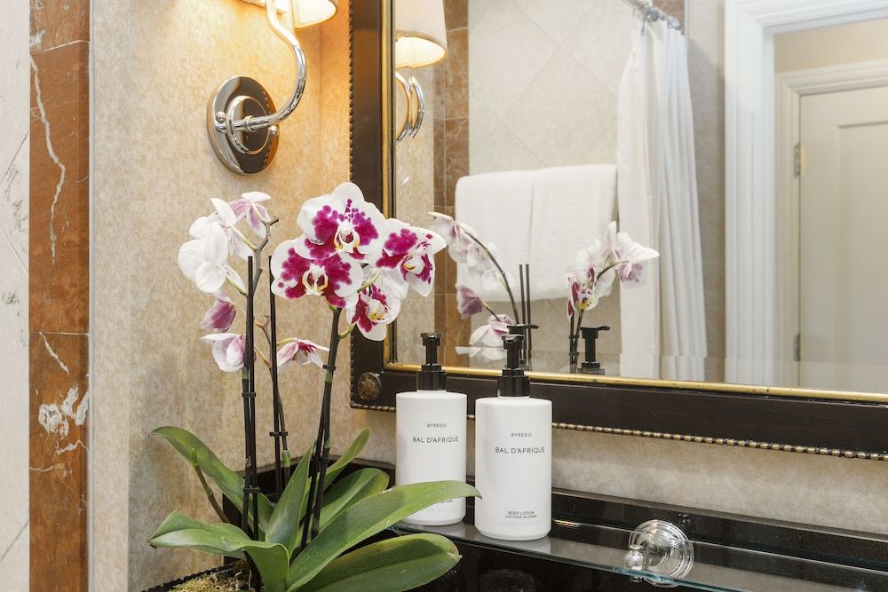 InterContinental Mark Hopkins by IHG Classic Room, 1 King Bed 6