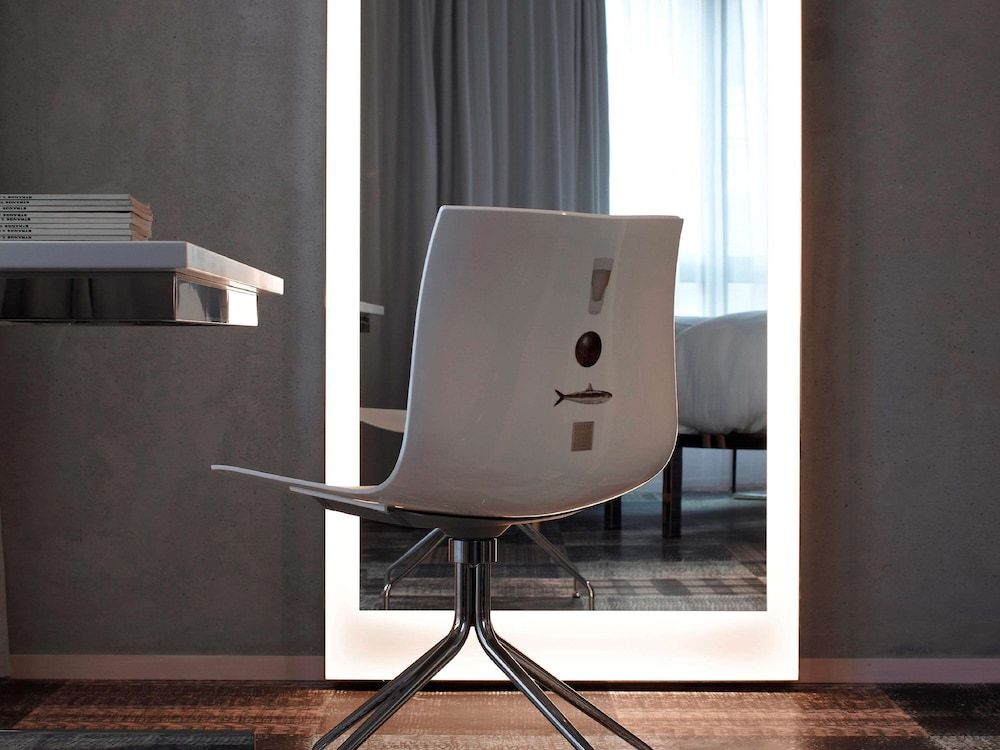 undefined Mama Shelter Marseille 10