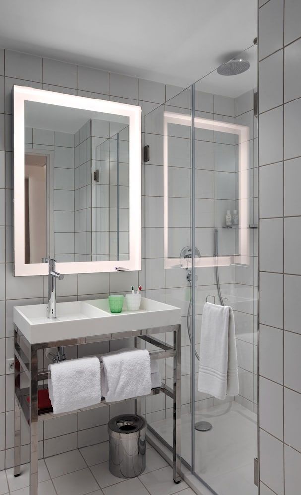 undefined Mama Shelter Marseille 6