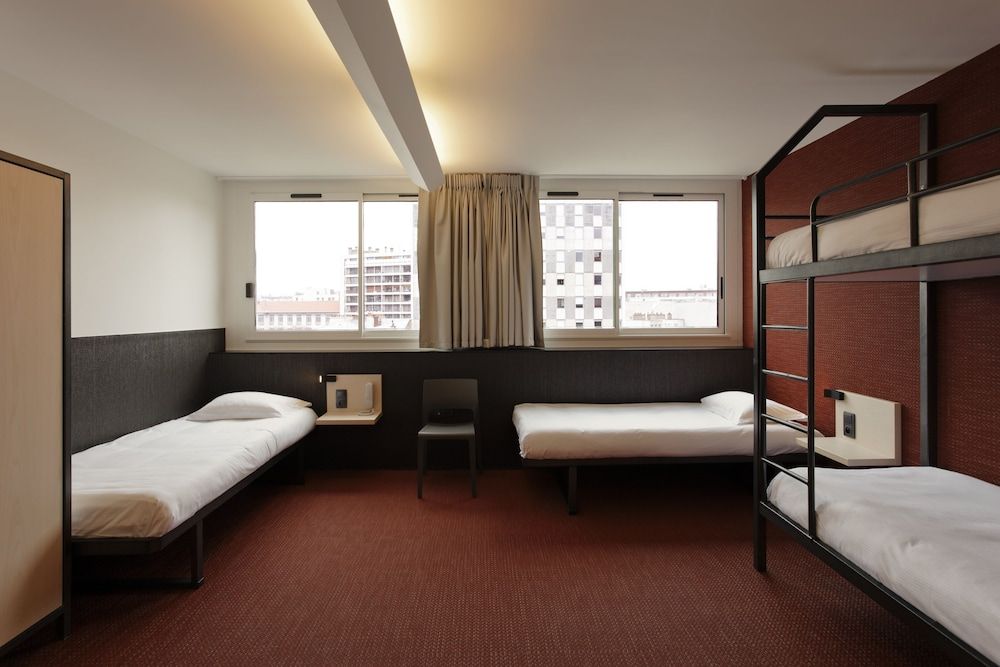 undefined FIAP - Hostel 3